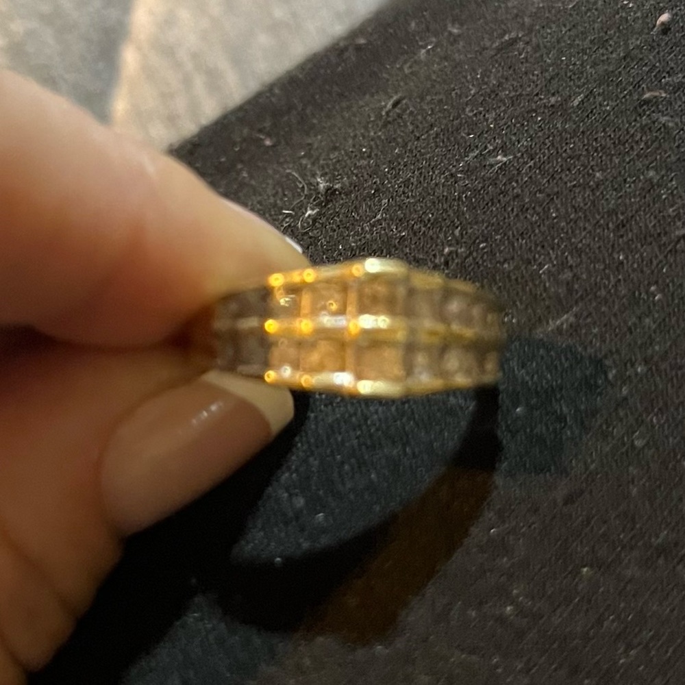 PLEASE READ ALL OF BELOW 2 beautiful 10k gold rings… both are 100% real